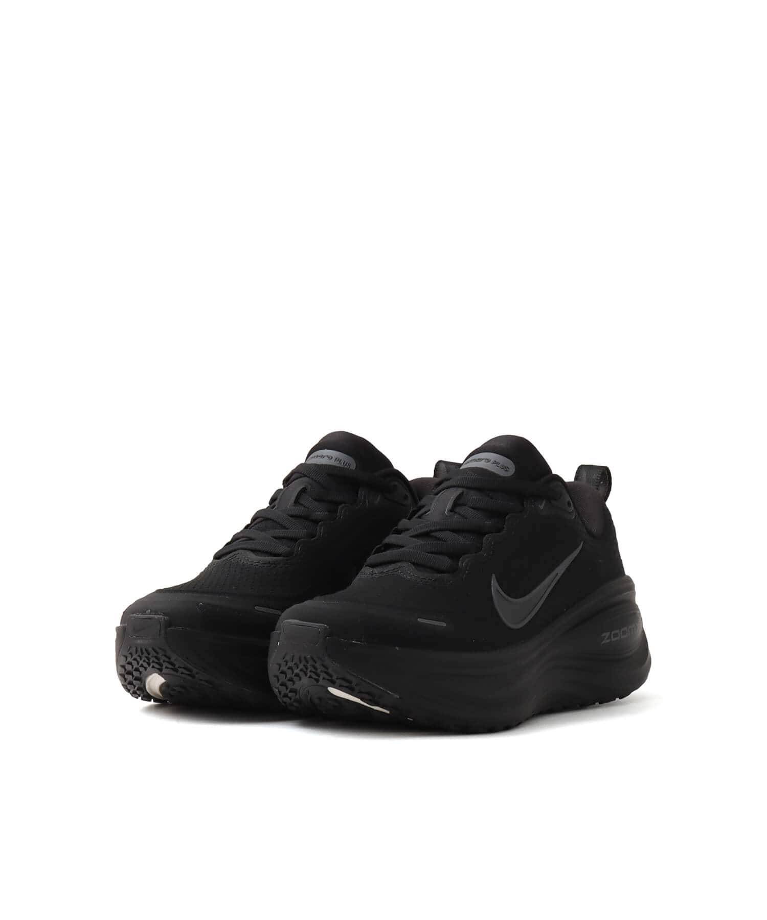 NIKE W VOMERO PLUS BLACK/DK SMOKE GREY-MTLC DARK GREYの画像