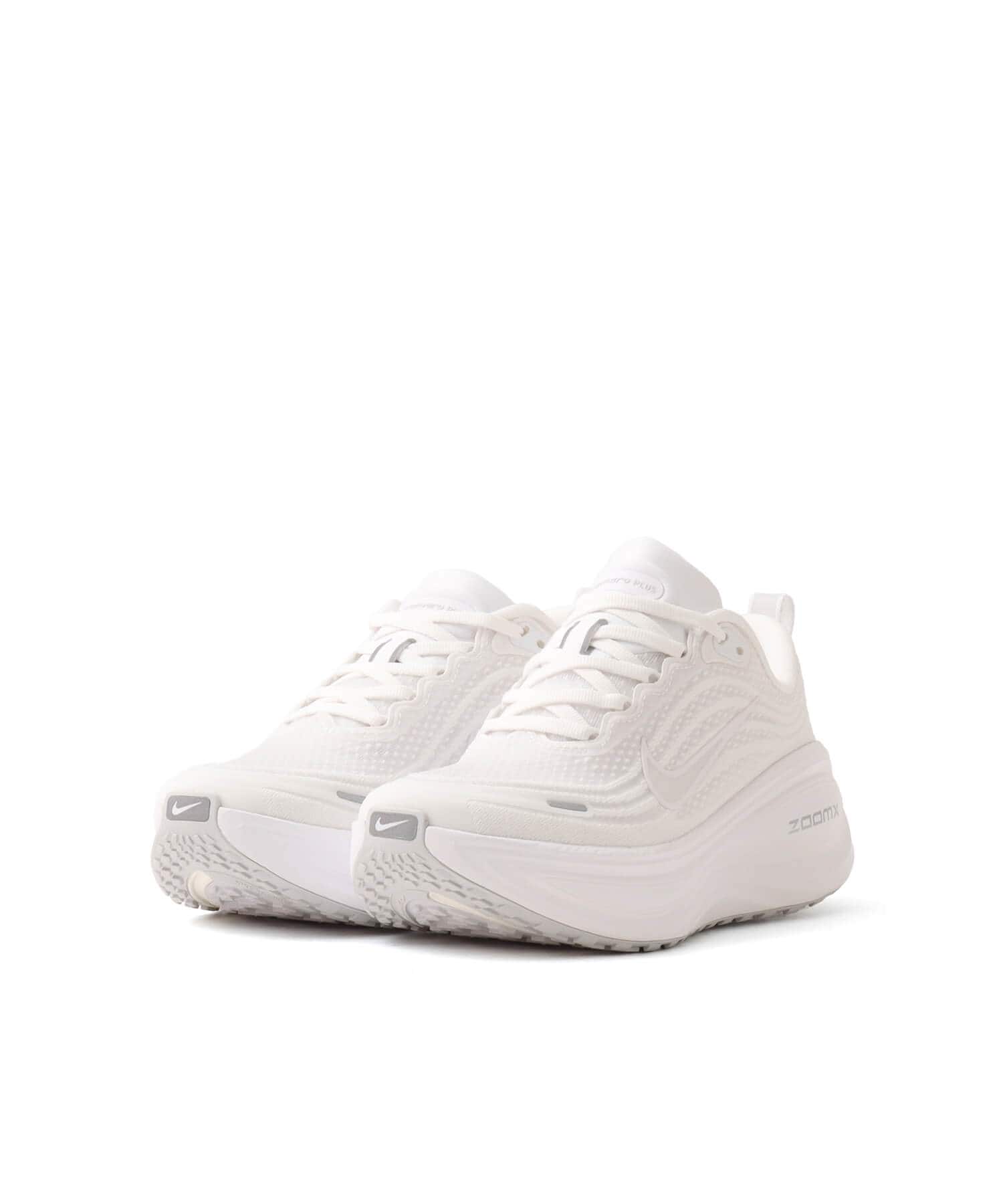 NIKE W VOMERO PLUS WHITE/SUMMIT WHITE-PHOTON DUSTの画像