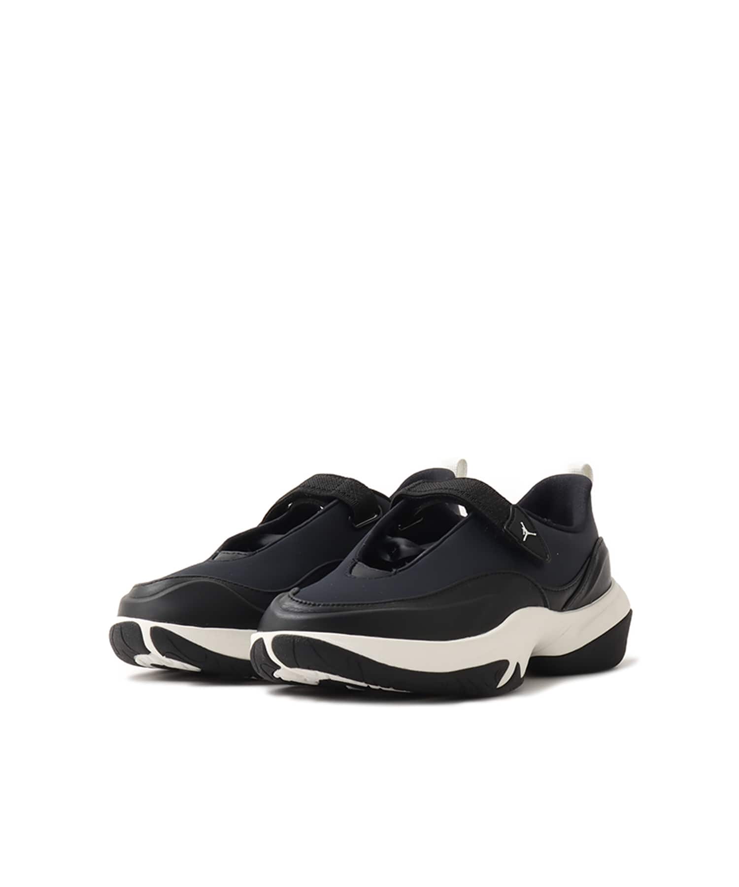 JORDAN BRAND WMNS JORDAN POINTE BLACK/SAILの画像