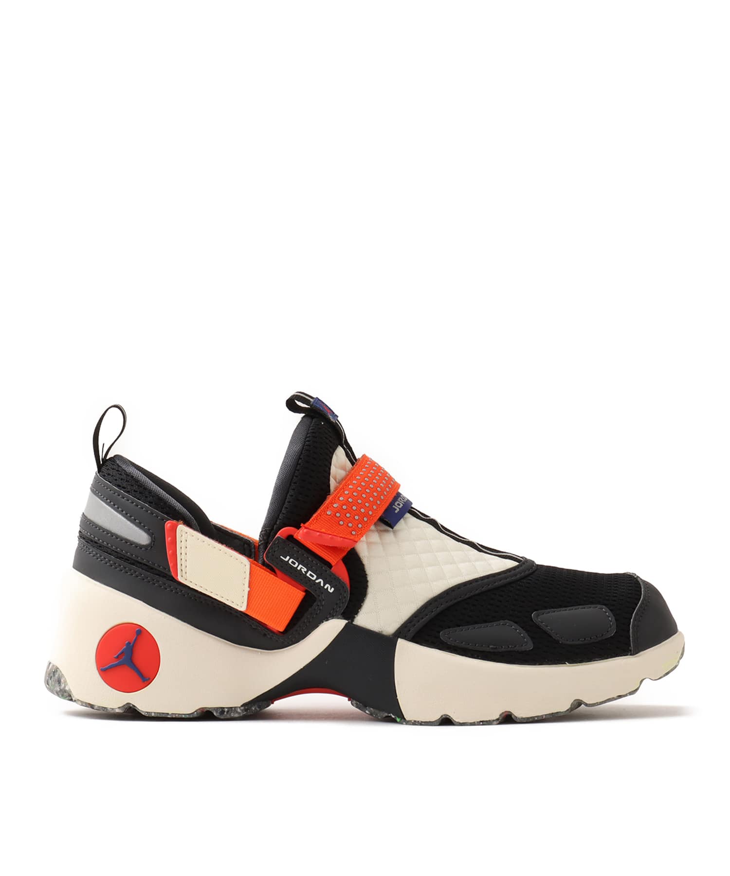 JORDAN BRAND WMNS JORDAN TRUNNER LX RA BLACK/WHITE-COCONUT MILK-ORANGE BLAZEの画像