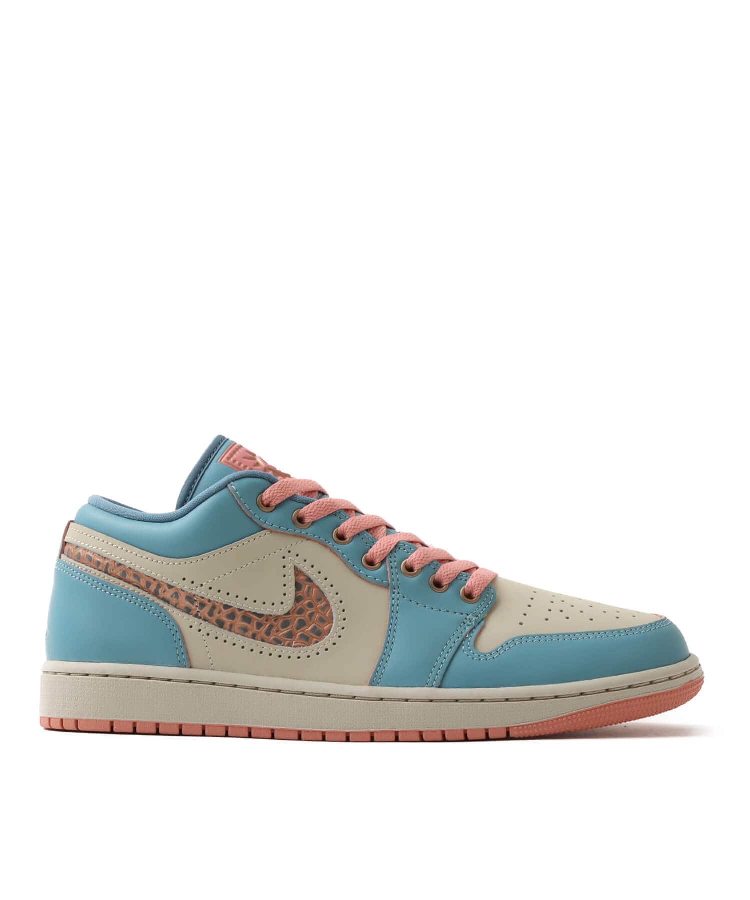 JORDAN BRAND AIR JORDAN 1 LOW SE DENIM TURQ/SMOKEY BLUE-RED STARDUSTの画像