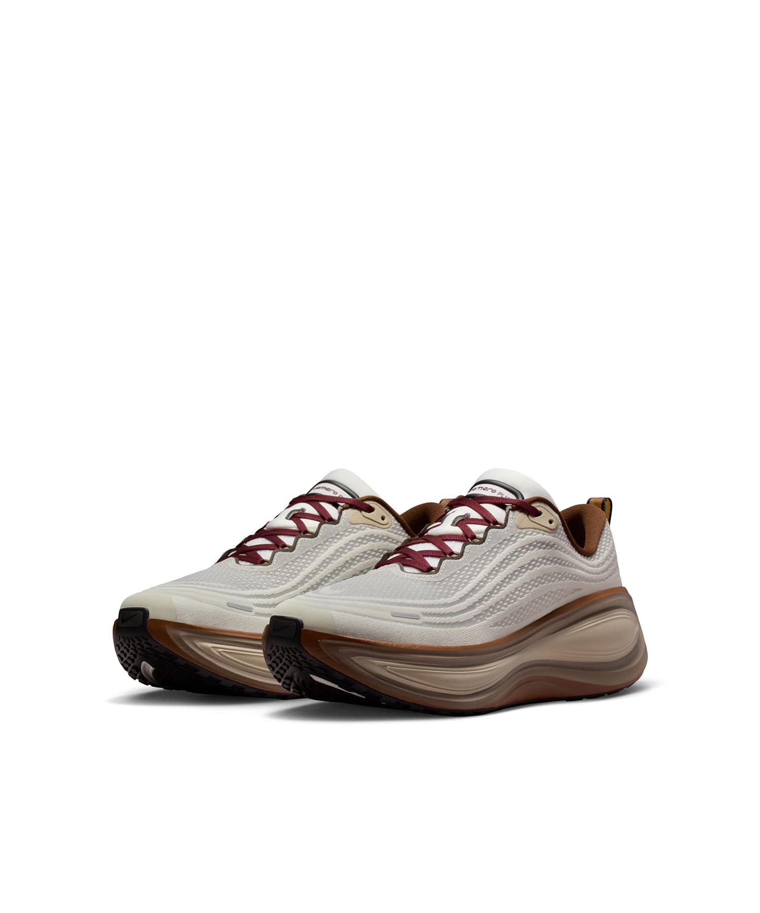 NIKE VOMERO PLUS QS SAIL/PECAN-CALDERA BROWN-BLACKの画像