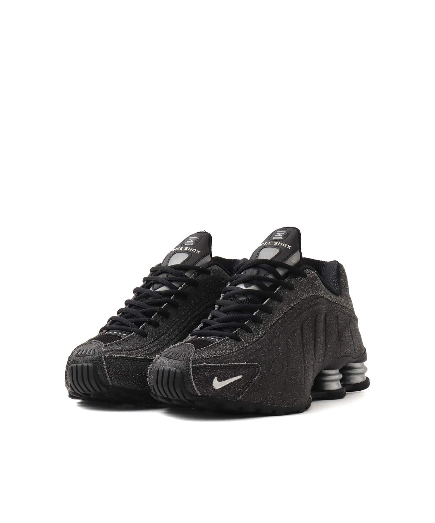 NIKE SHOX R4 QS BLACK/SAIL-LT SMOKE GREY-METALLIC SILVERの画像