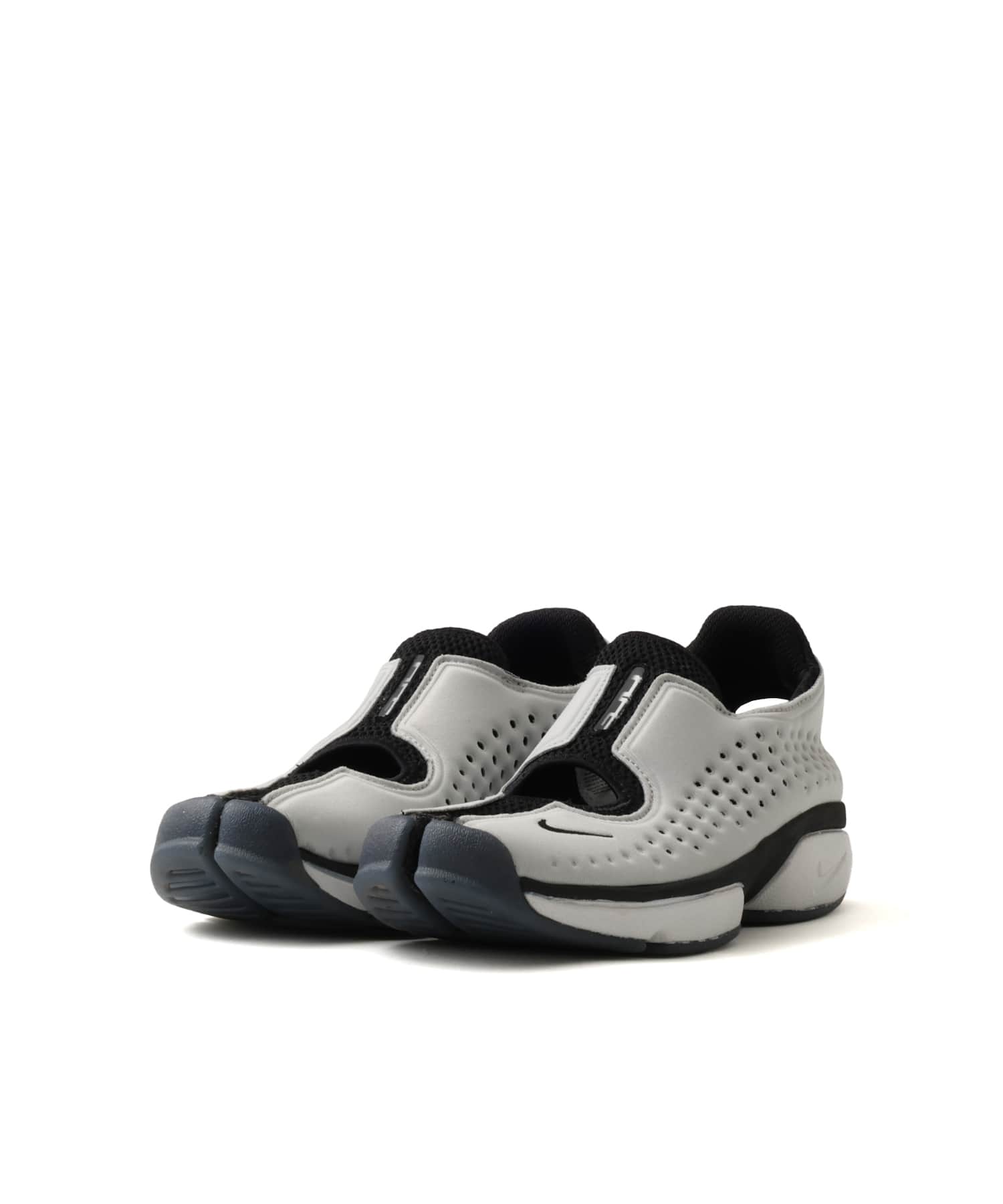 NIKE W RIFT 2 MTLC SILVER/BLACK-VAST GREYの画像