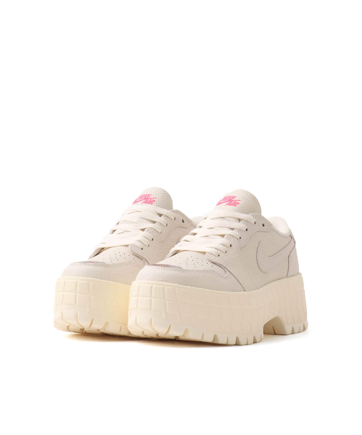 JORDAN BRAND W AIR JORDAN 1 BROOKLYN LOW PALE IVORY/PALE IVORY-RACER PINKの画像