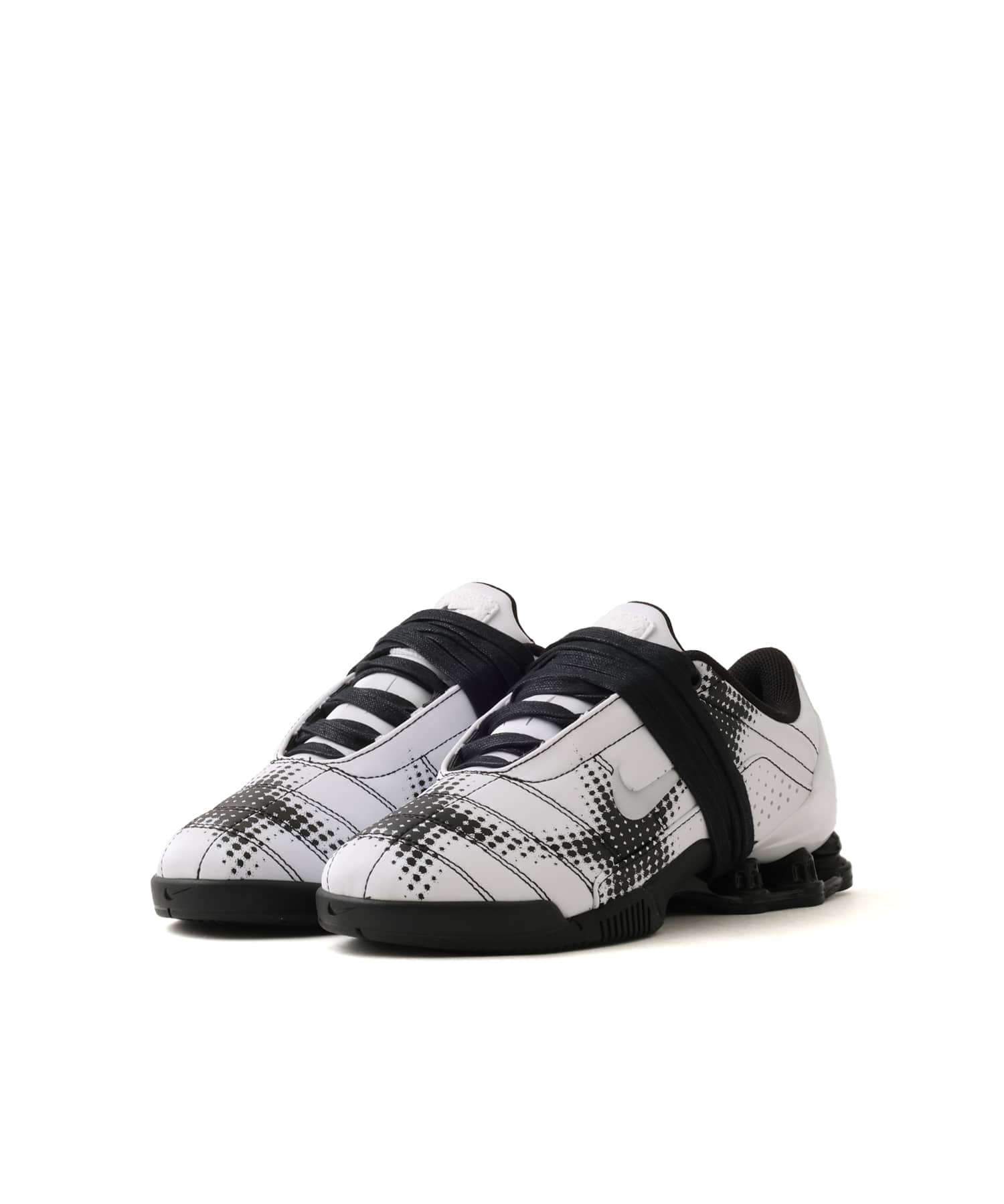 NIKE W NIKE T90 SHOX MAGIA WC WHITE/MTLC SILVER-BLACKの画像