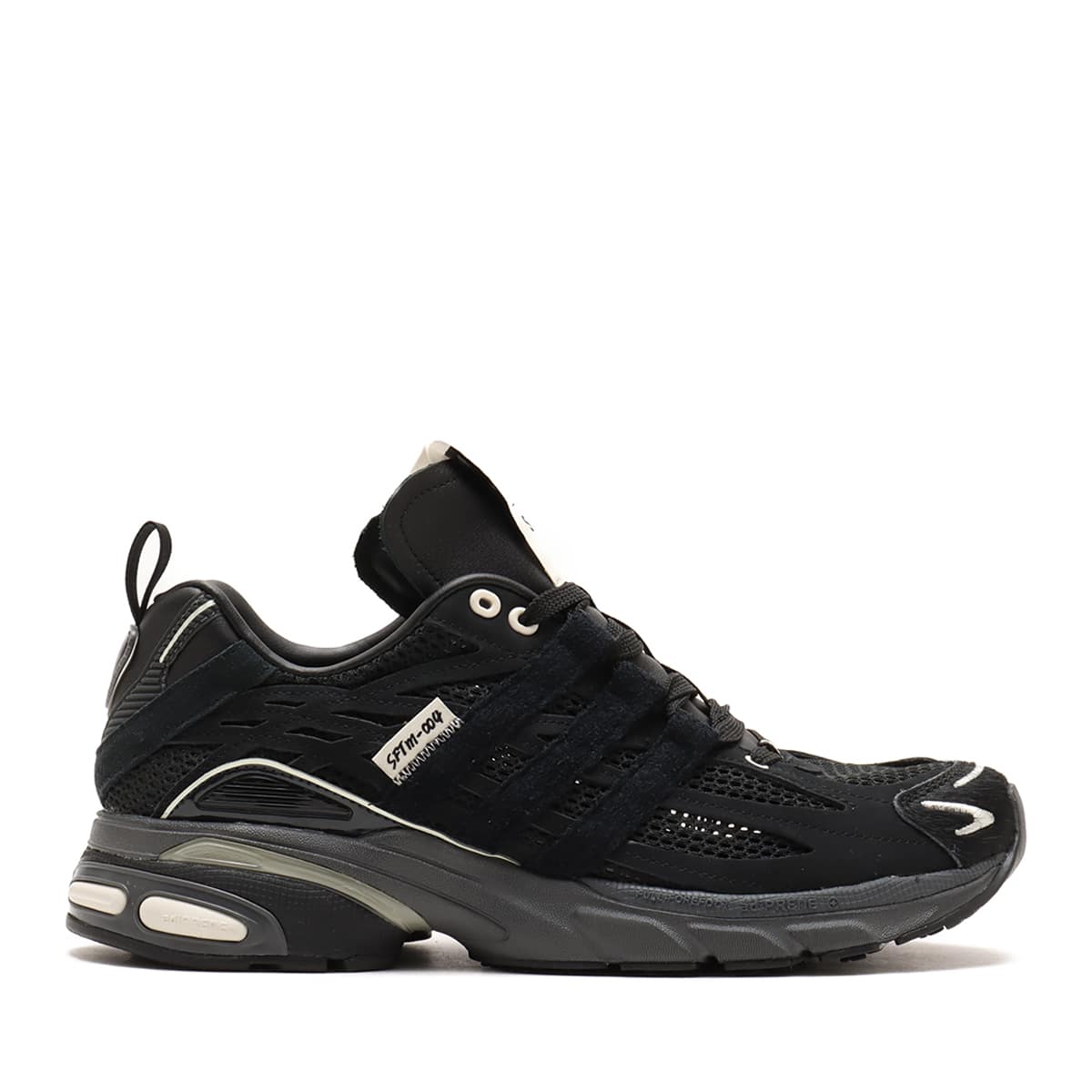 adidas ADISTAR CUSHION SFTM CORE BLACK/CORE BLACK/CREAM WHITEの画像