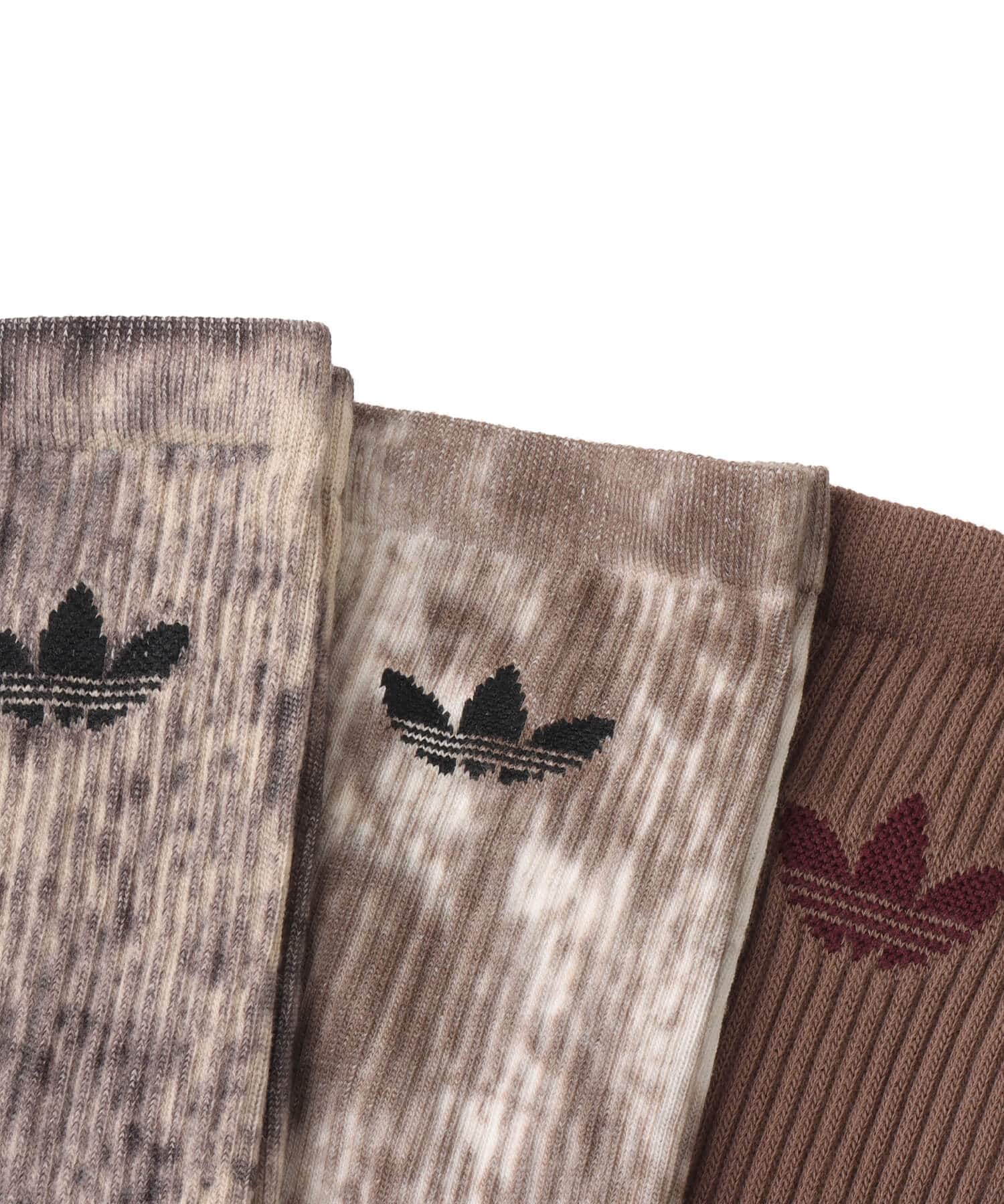 adidas TIE DYE CREW SOCKS 3 PAIRS ユーティリティブラック/オフホワイト/アースストレータの画像