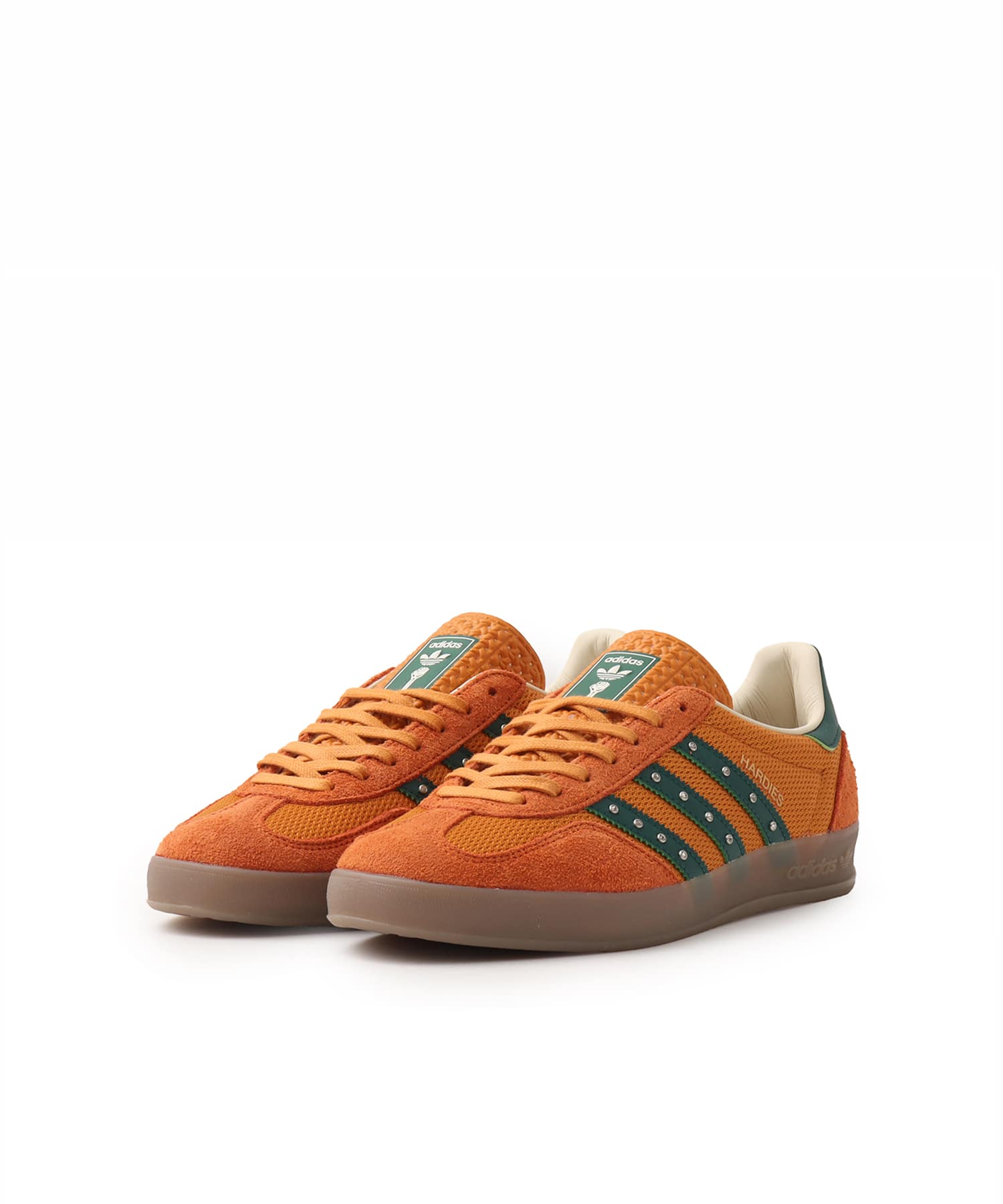 adidas GAZELLE INDOOR X HARDIES RUSORA/CGREEN/GUM5の画像