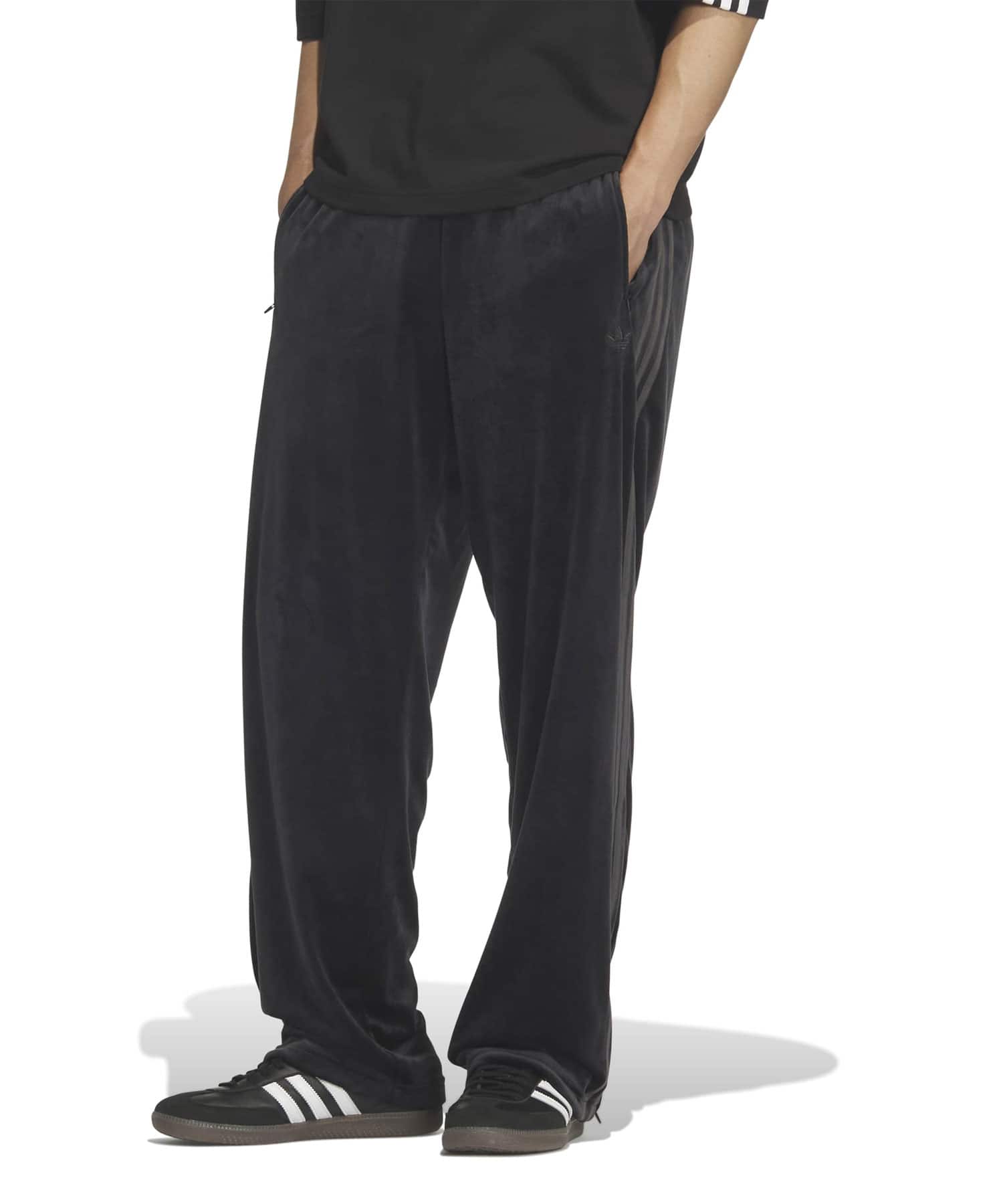 adidas FIREBIRD TRACK PANT VELOUR ブラックの画像