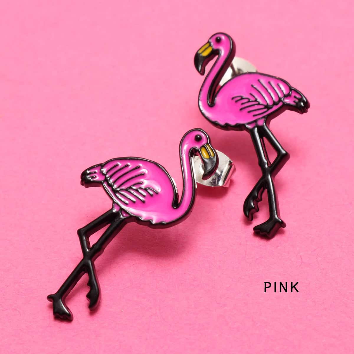 atmos pink キャラクター ピアス 3色展開の画像