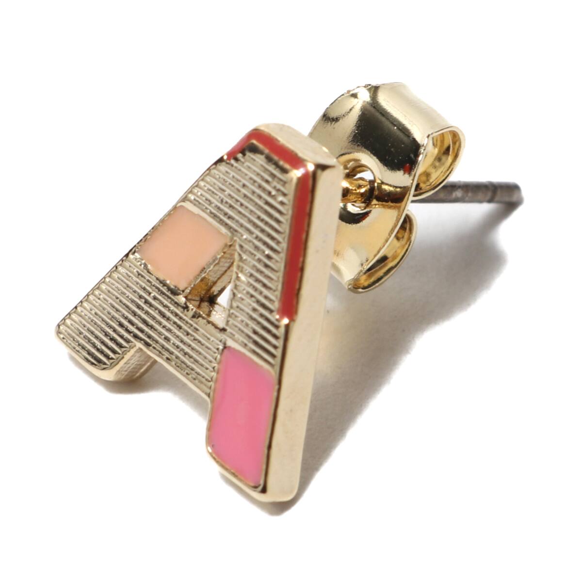 atmos pink アルファベット ピアス TX PINKの画像