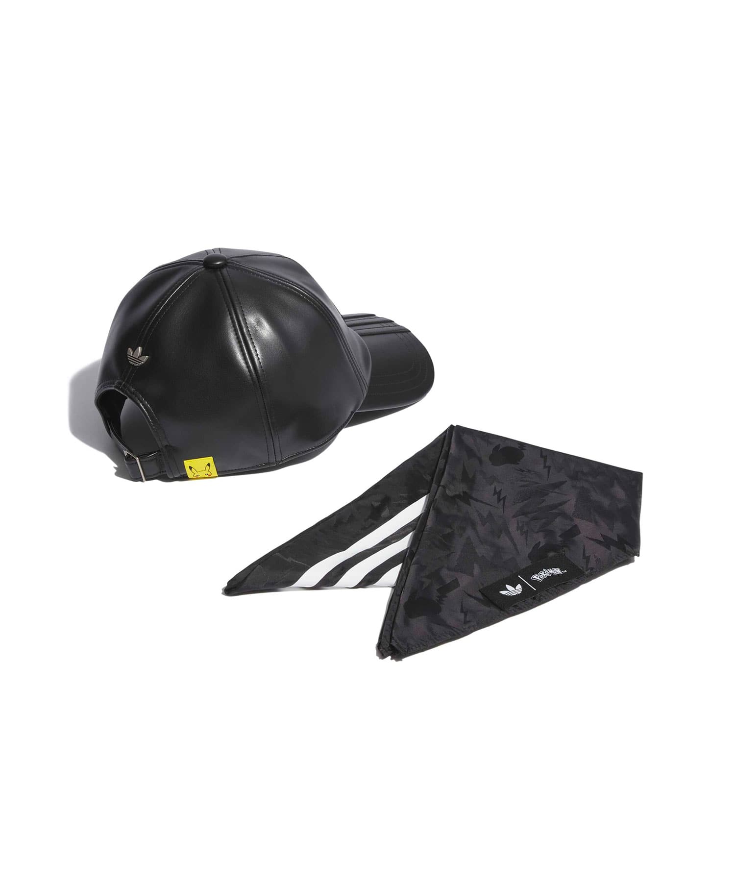 adidas POKEMON PLEATHER CAP ブラックの画像