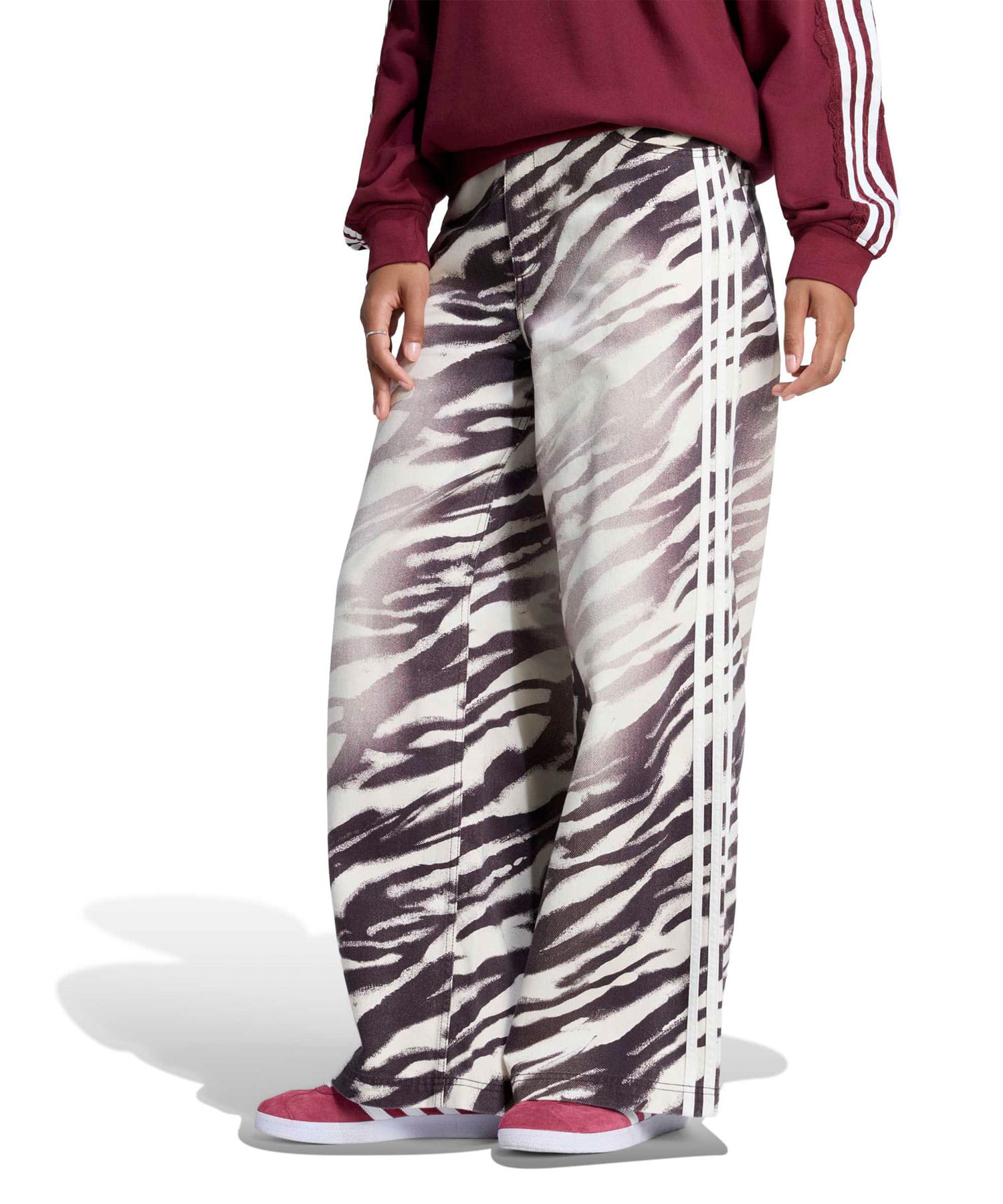 adidas ADILENIUM ZEBRA WIDE LEG DENIM PT オーロラコーヒーの画像