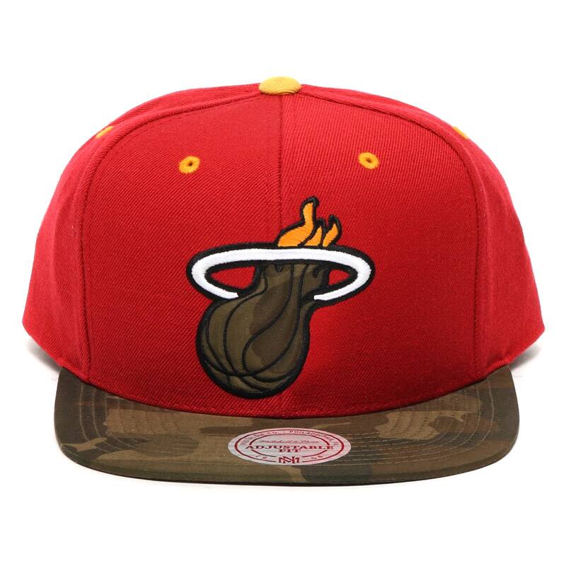 Mitchell&Ness CAMO INFILL SNAPBACK  MIAMI HEATの画像