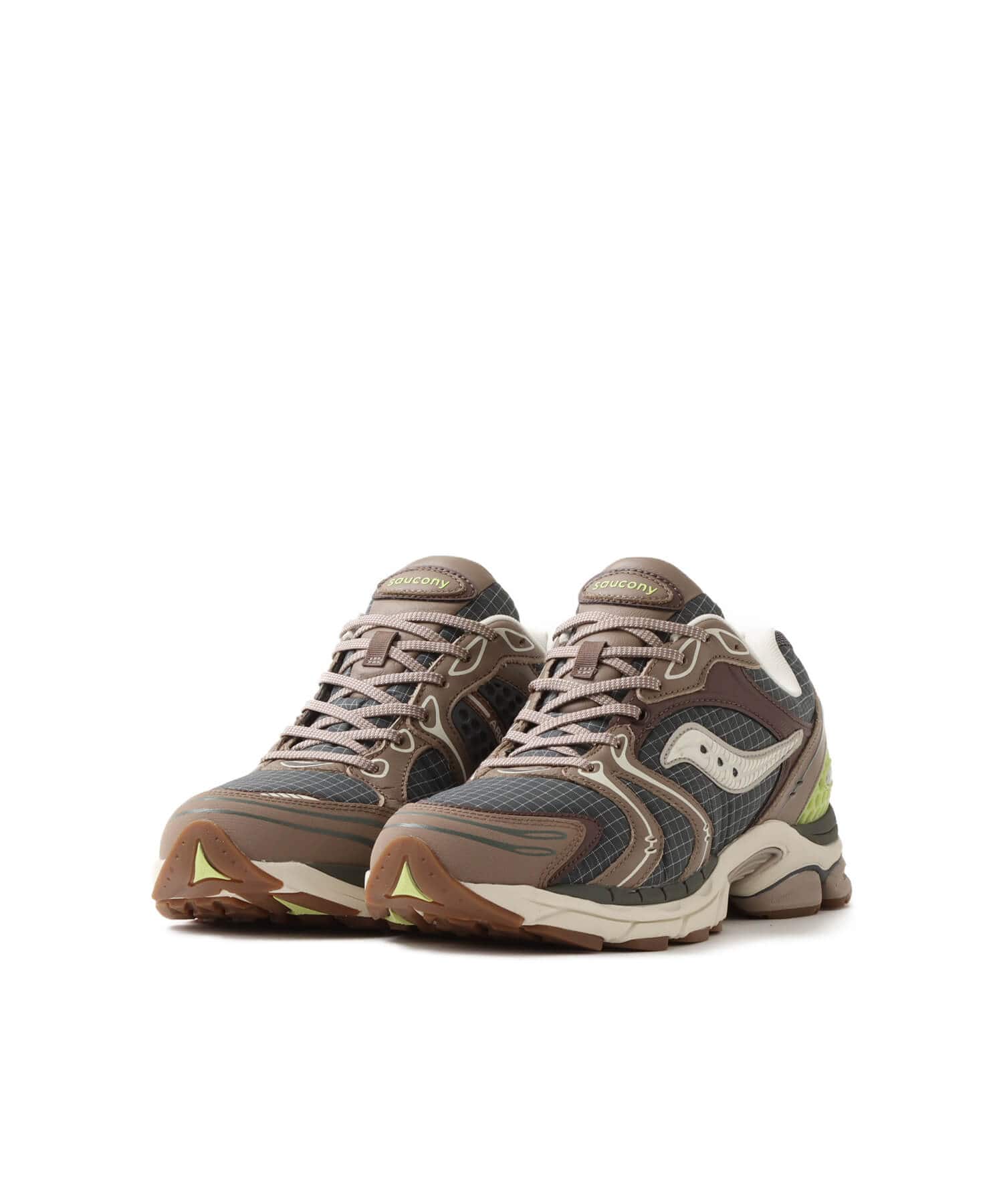 Saucony Progrid Triumph 4 CARBON/TAUの画像