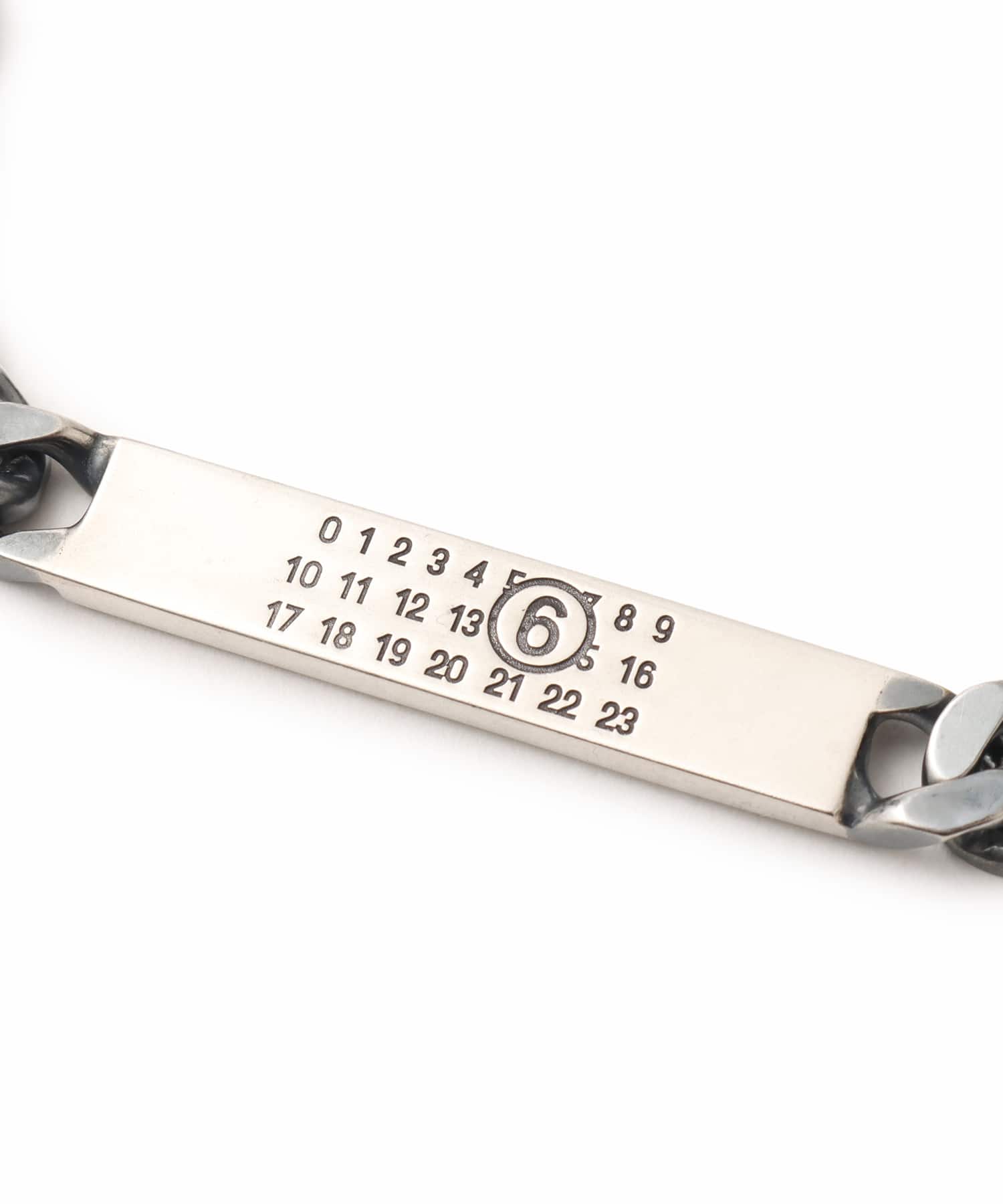 MM6 Minimal Logo ID Tag curb necklace Brunitoの画像