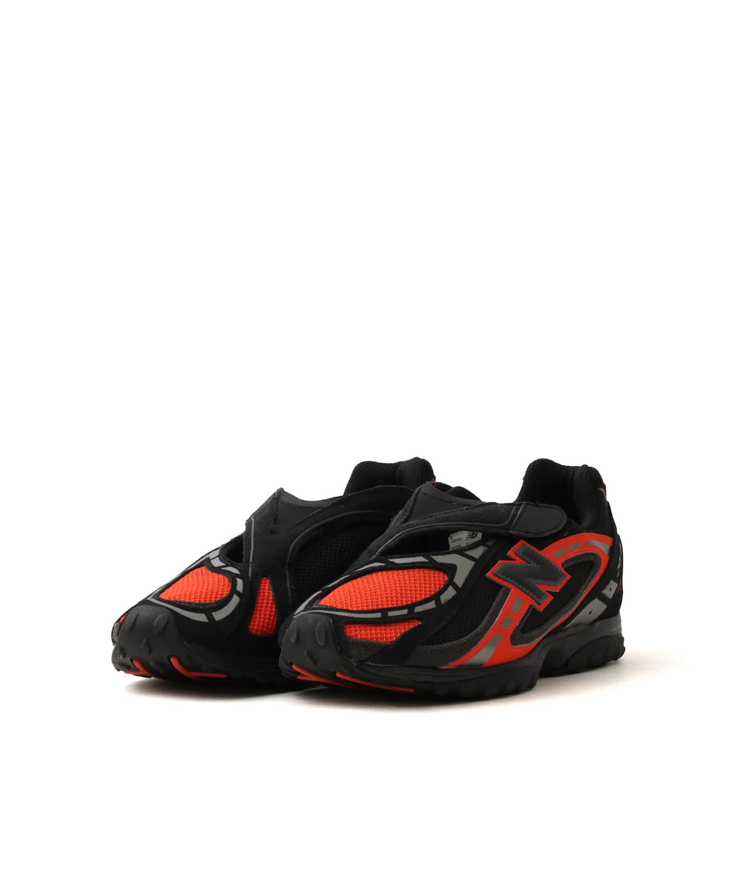 New Balance U204VMCV BLACK/REDの画像