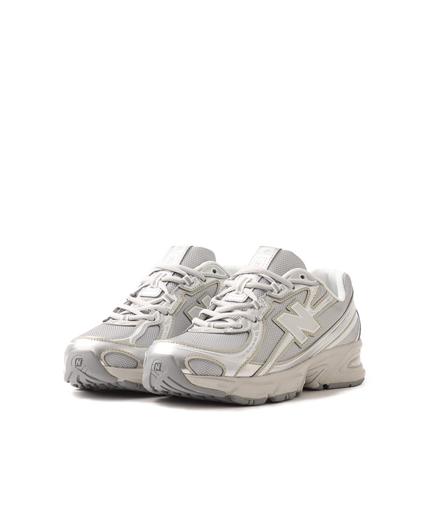 New Balance U7405I7 SILVERの画像