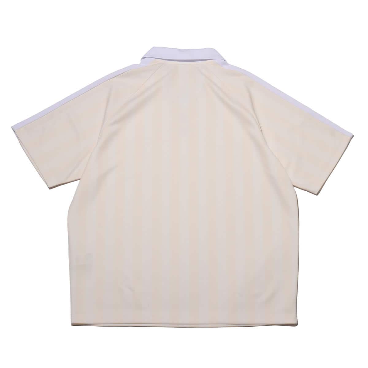 UMBRO SHORT SLEEVE SHIRT クリーム の画像