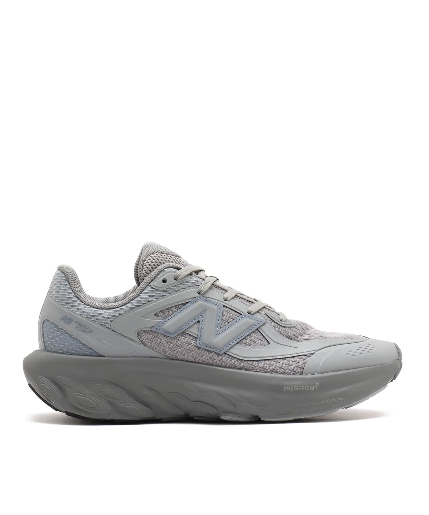 New Balance UTRNWC GRAYの画像