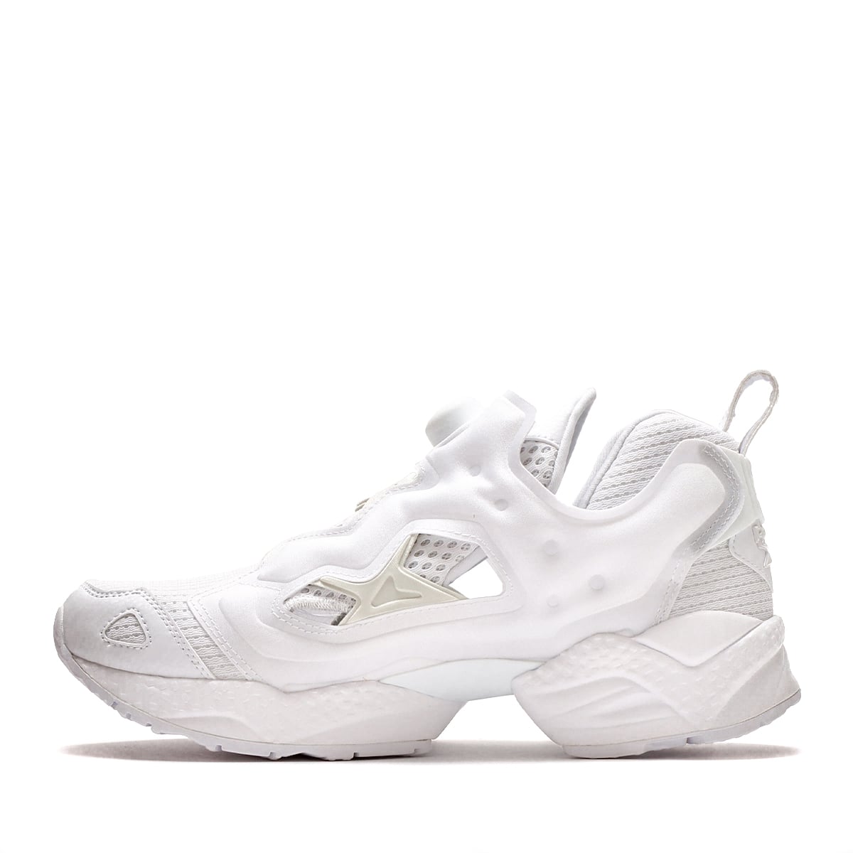 Reebok INSTAPUMP FURY 95 ﾌｯﾄｳｪｱﾎﾜｲﾄの画像