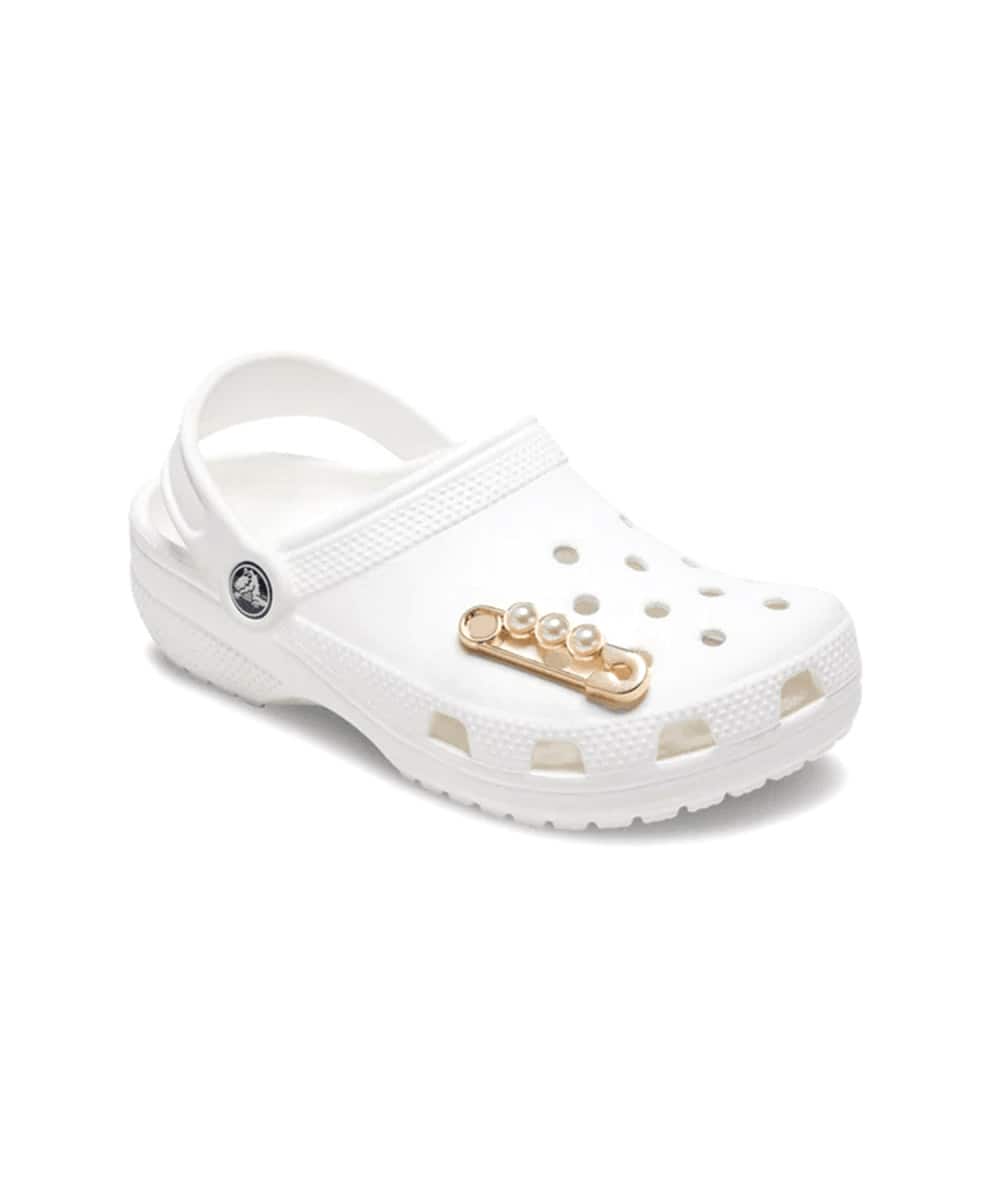 crocs Gold and Pearl Safety Pinの画像