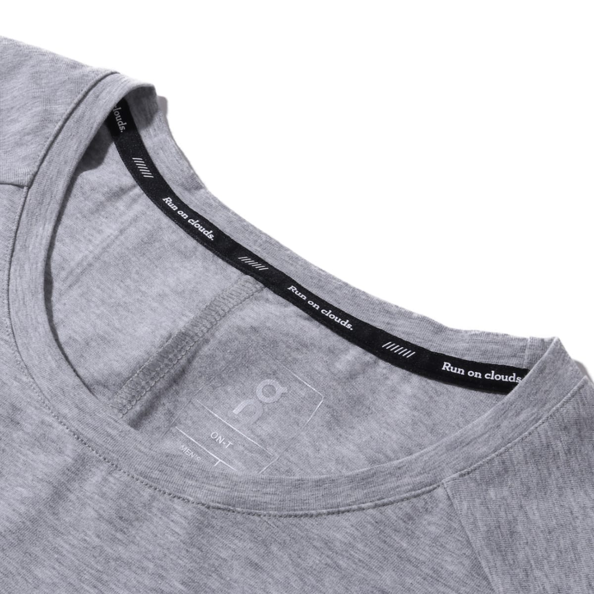 On On-T M Greyの画像
