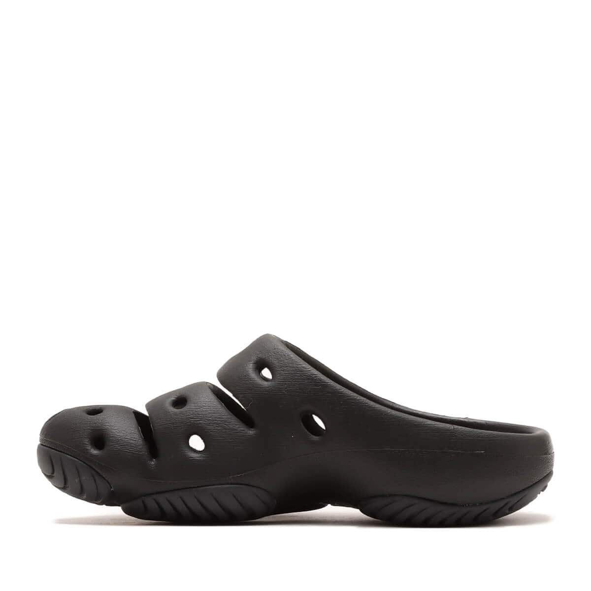 KEEN YOGUI Black/Magnetの画像