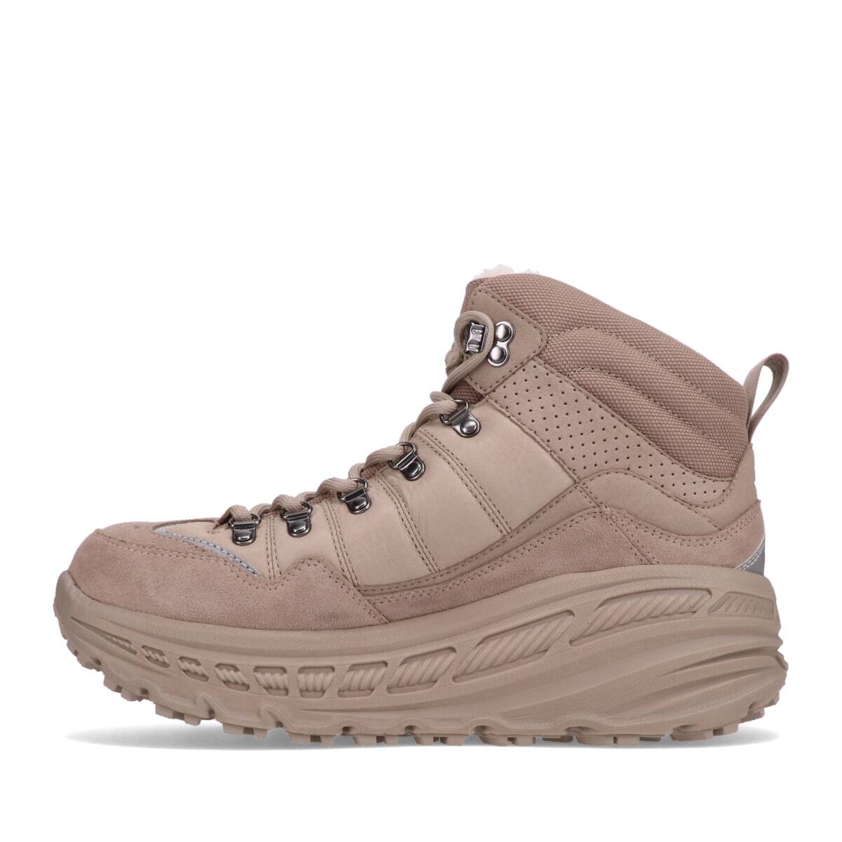 UGG CA805 Hiker Weather PUTTYの画像