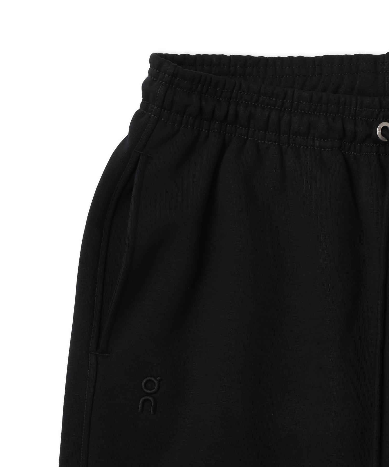 On Club Collective Pants Blackの画像