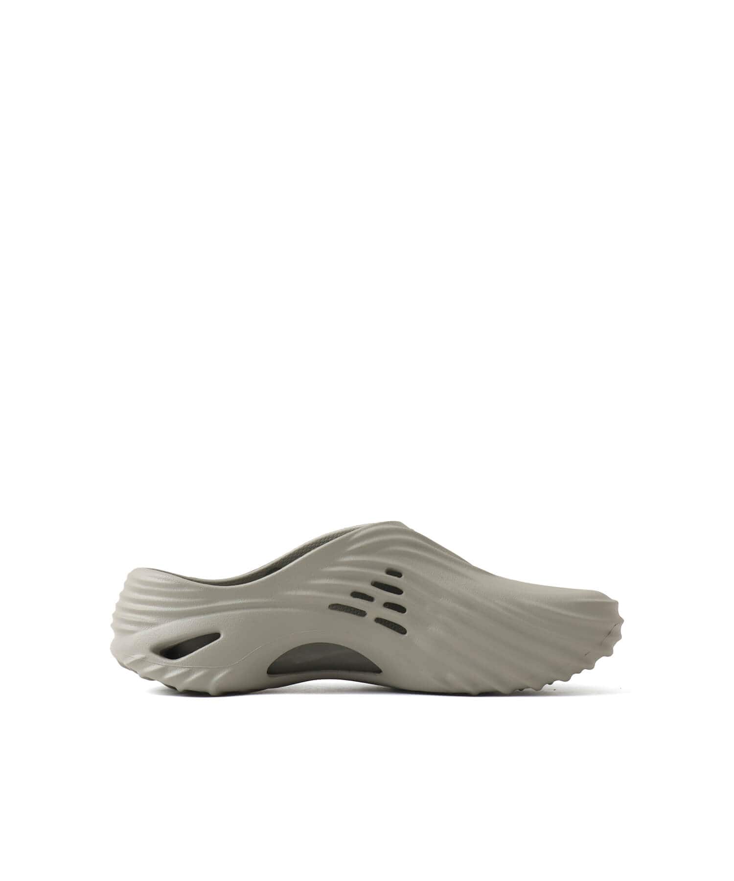 crocs Echo Wave Elephantの画像