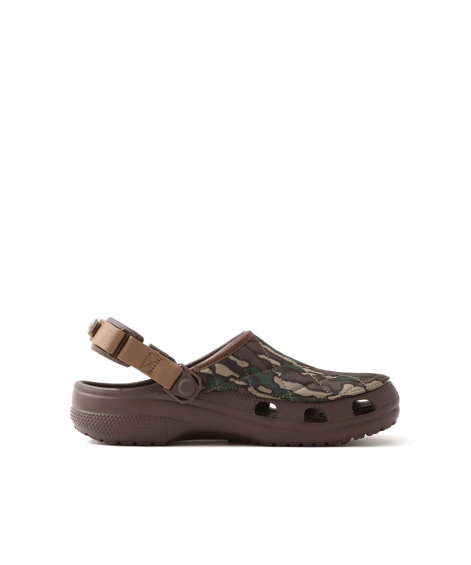 crocs Butter x Classic Clog Brownの画像