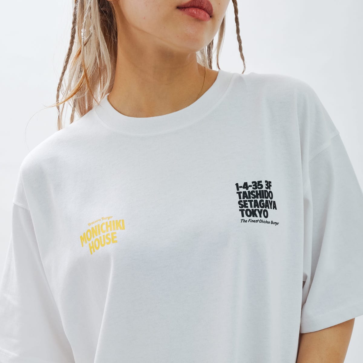 atmos pink x MONICHIKI HOUSE Address T-Shirt WHITEの画像