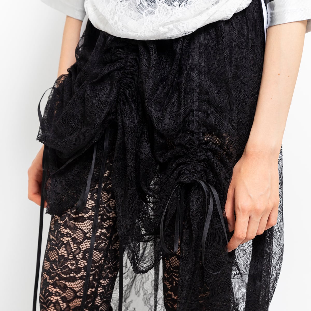 ANNA SUI NYC ボタニカルモチーフ レース ドロスト ドレープ