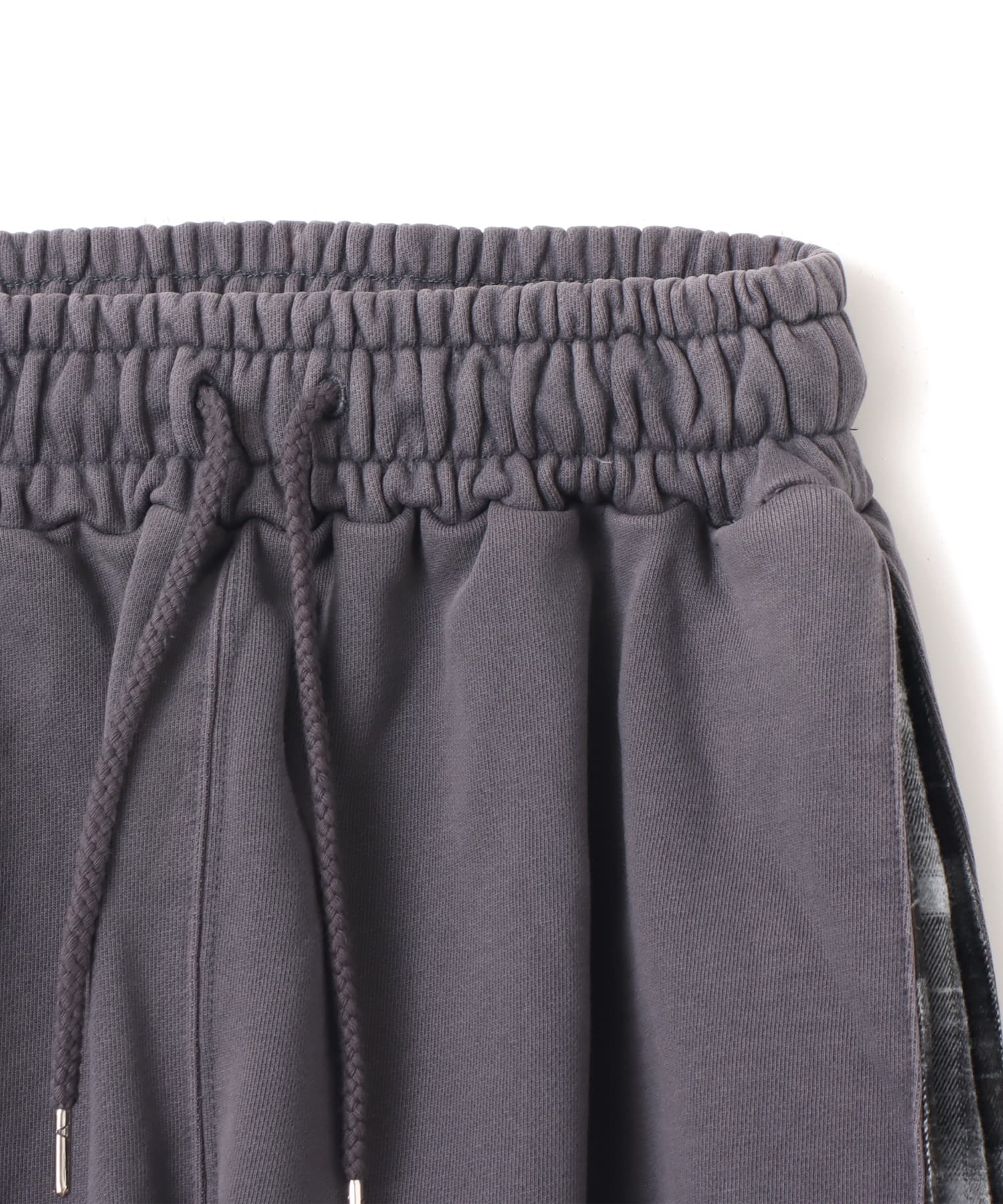 atmos pink Check Docking Sweat Pants CHARCOALの画像