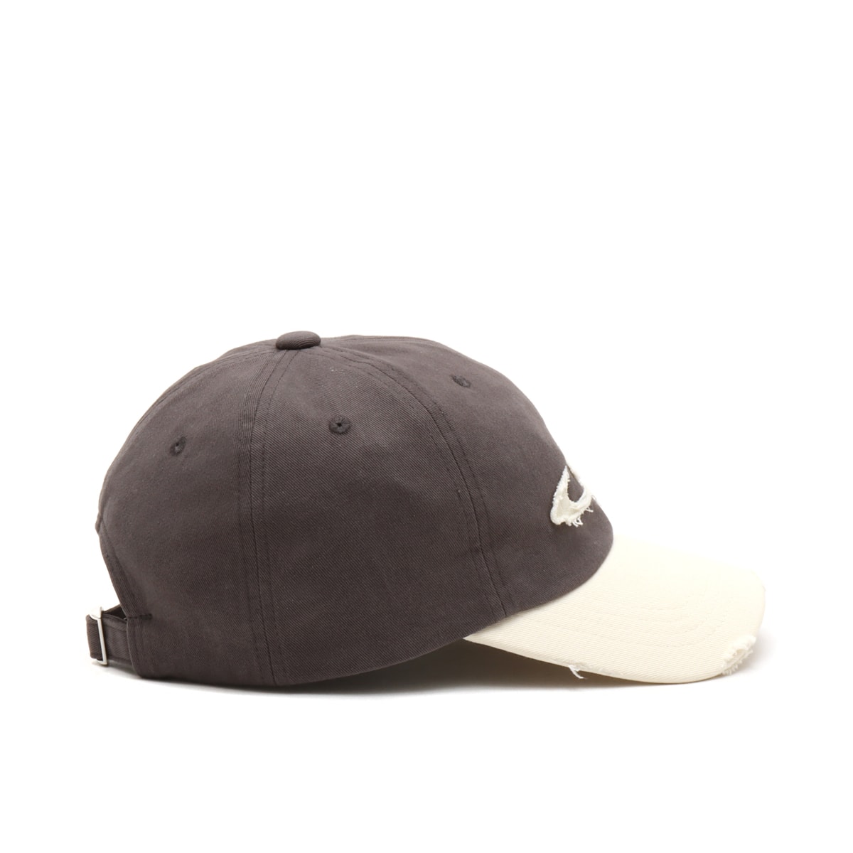 atmos pink Bi-Color Twill Cap BLACKの画像
