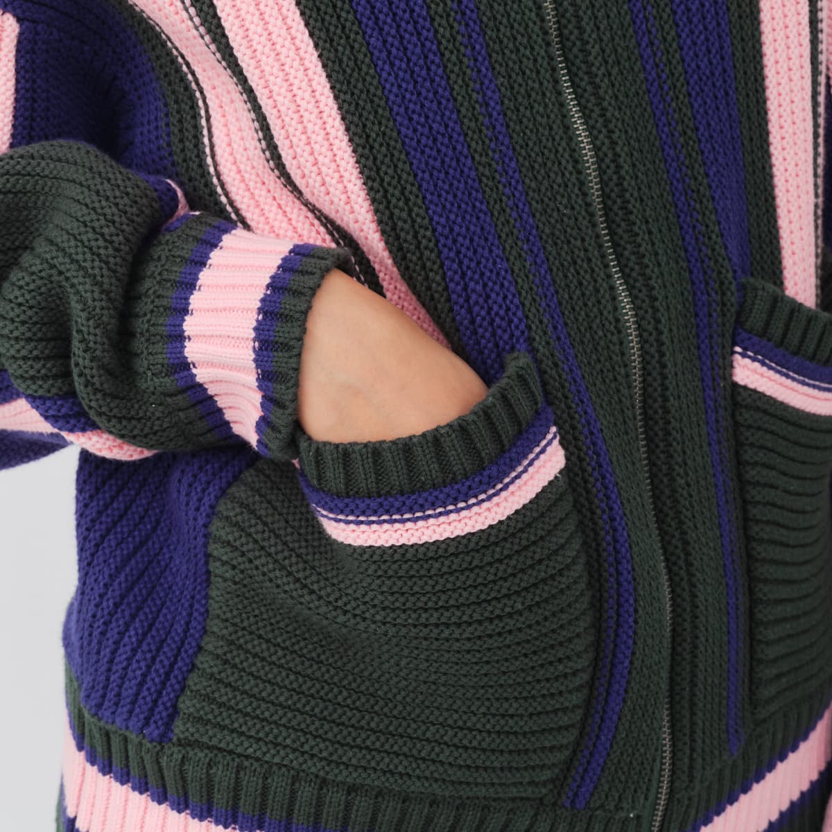 atmos pink Stripe Knit Cardigan NAVYの画像