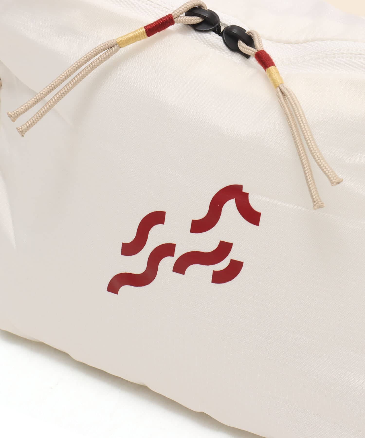 On Waist Pack 2L Lite 1 U Year of the Horse Ivoryの画像