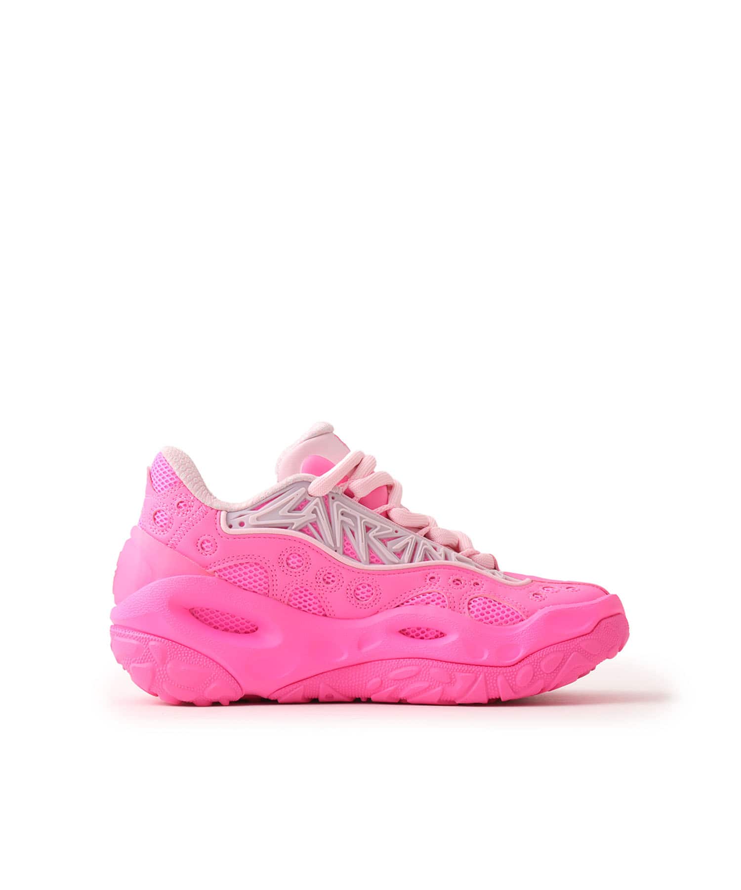 PUMA LA FRANCE RNNR POISON PINK-PALE PINK-FLUROの画像
