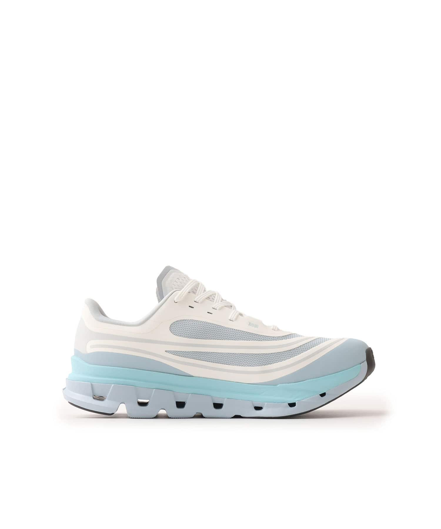 On Cloudflow 5 AD M Hail | Whiteの画像