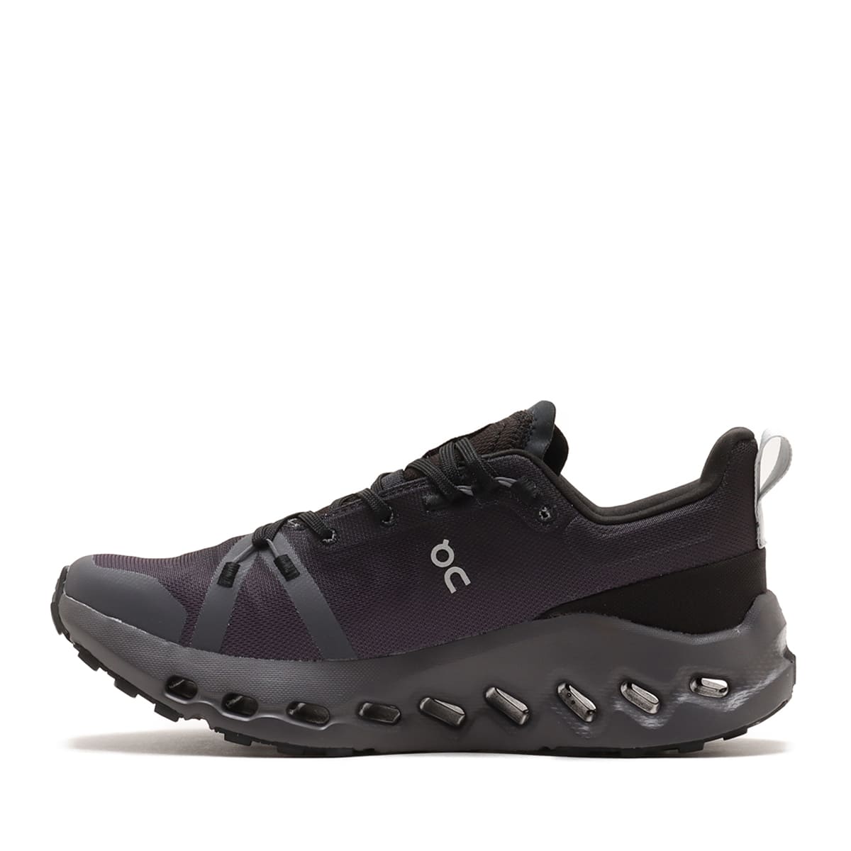 On Cloudsurfer Trail WP 1 W Black | Eclipseの画像