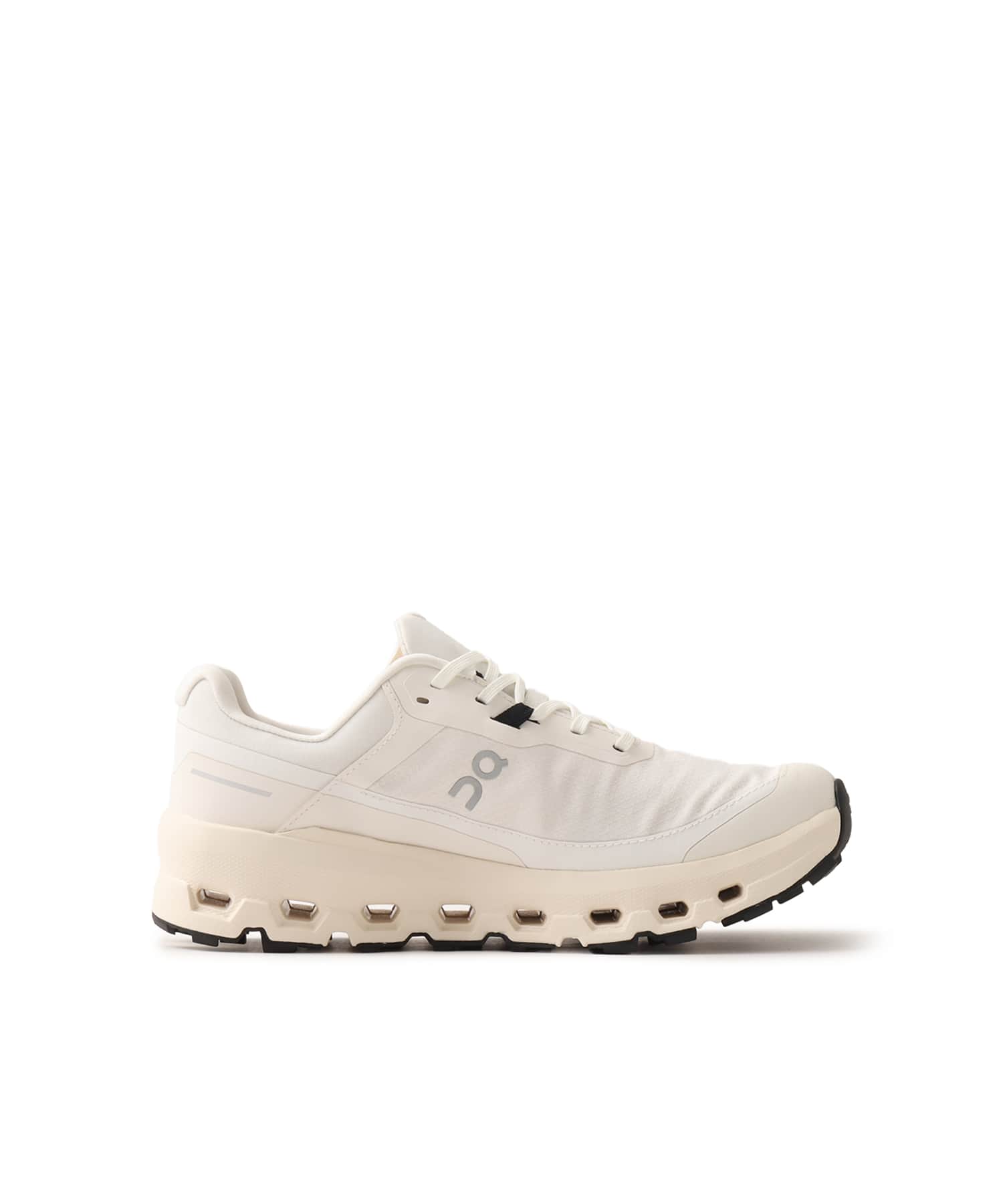 On Cloudvista 2 Waterproof W Ivory | Creamの画像