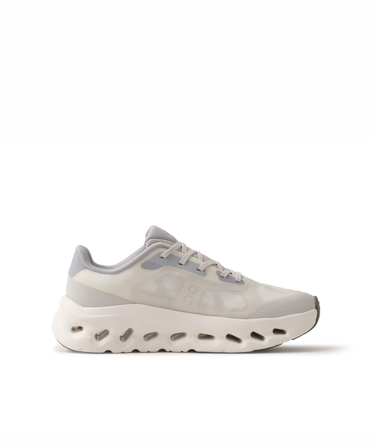 On Cloudtilt Remix 1 W Alloy | Ivoryの画像