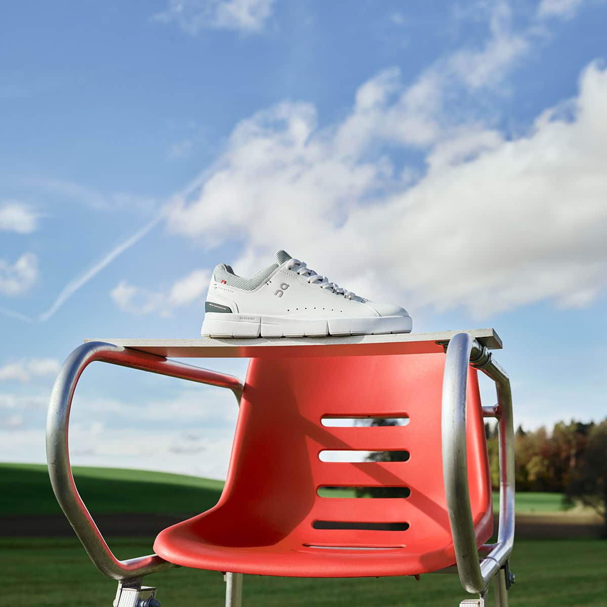 ON The Roger Advantage (ウィメンズ) White/Juniperの画像