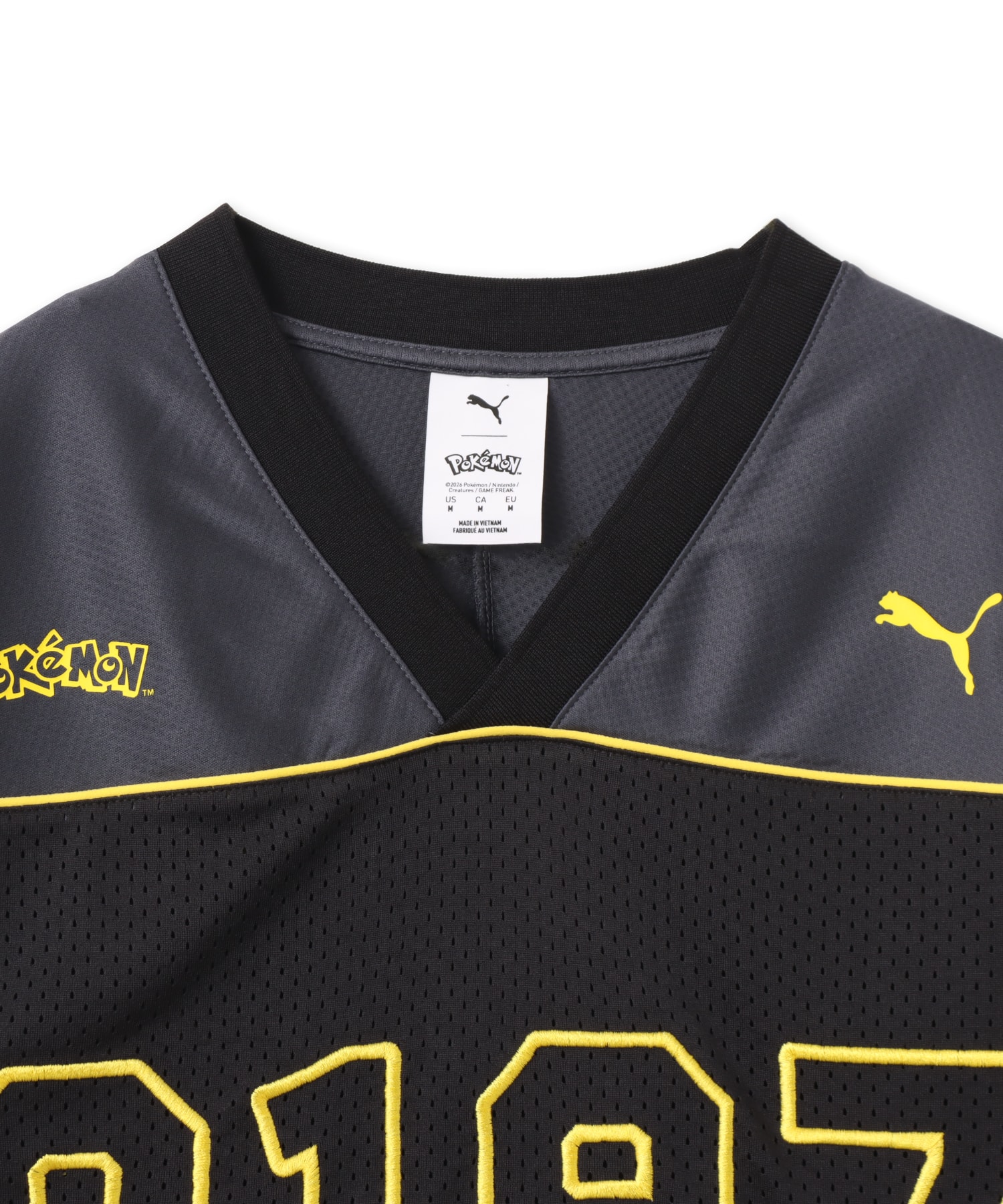 PUMA PUMA X POKEMON OVERSIZED JERSEY PUMA BLACKの画像