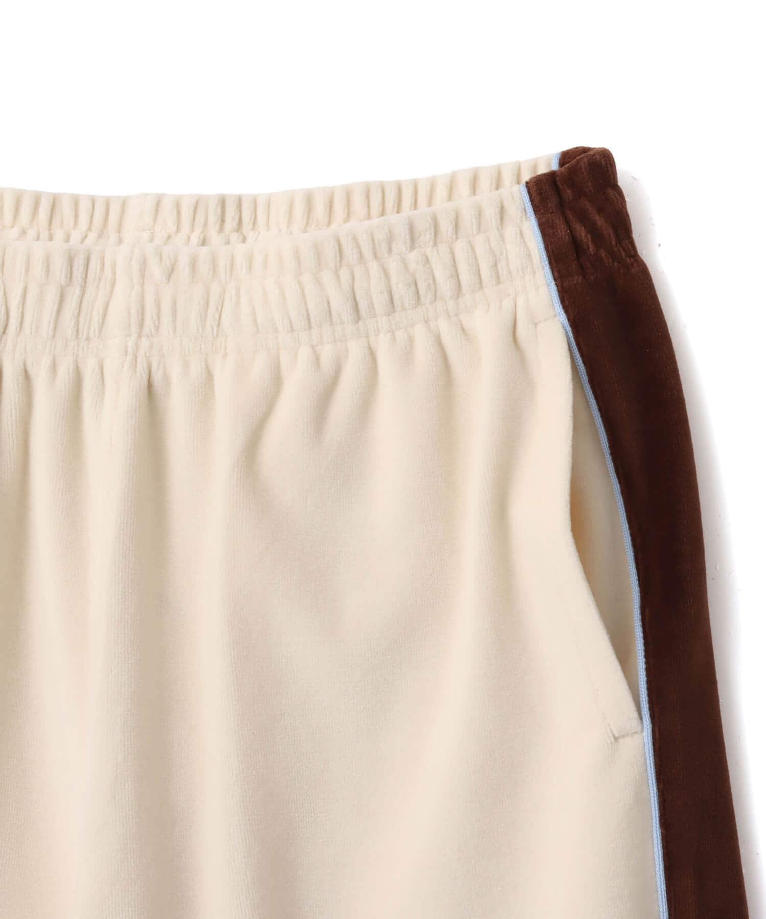 PUMA PUMA X ATMOS PINK VELOUR TRACK PT ALPINE SNOWの画像