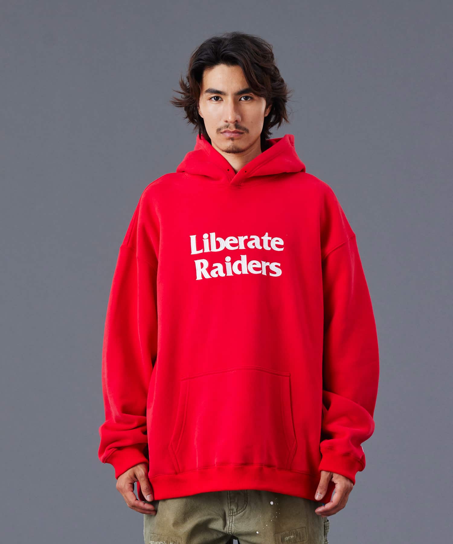 LIBERAIDERS LR EMBROIDERY HOODIE REDの画像
