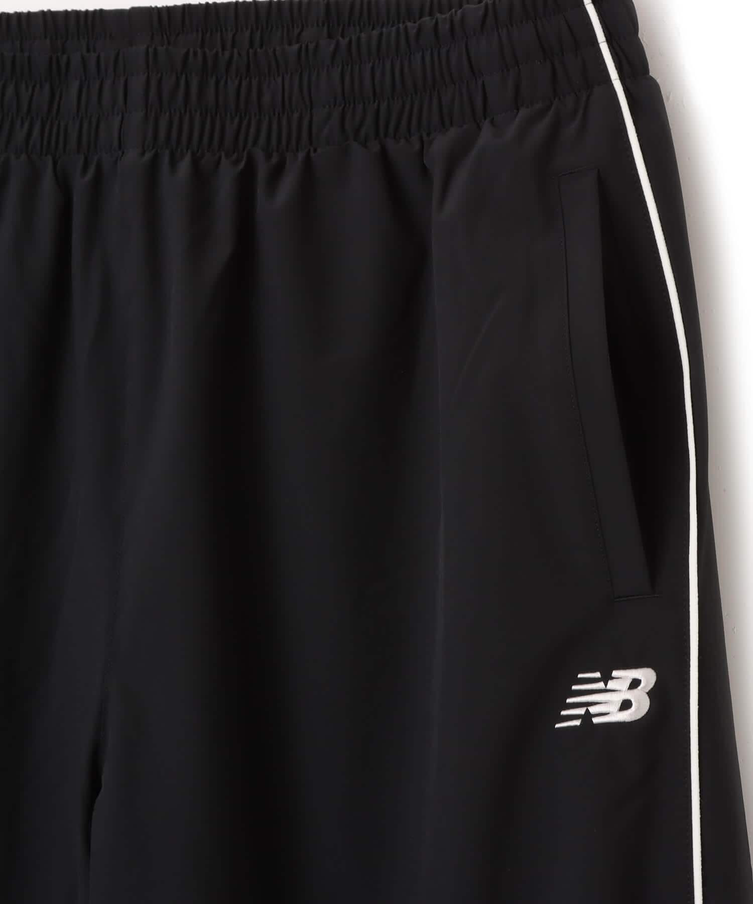 New Balance WOVEN TRACK PANTS ブラックの画像