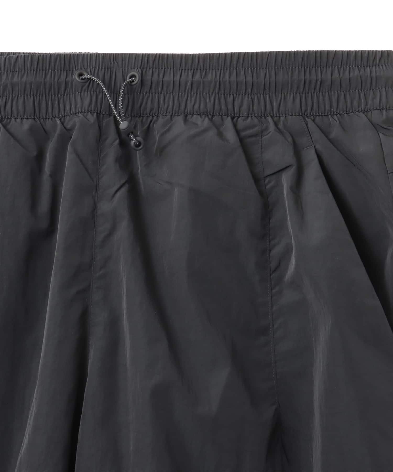 New Balance NB GREY PANTS ブラックの画像